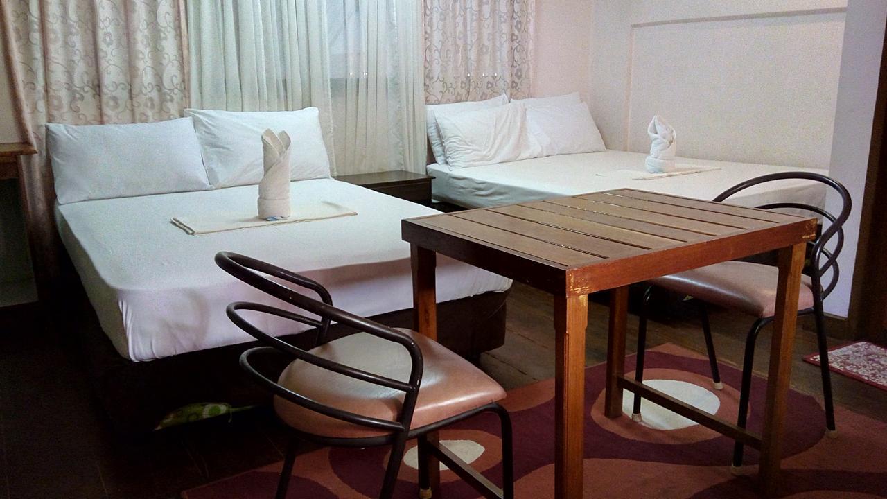 Peria Seafront Pensione Roxas  Экстерьер фото