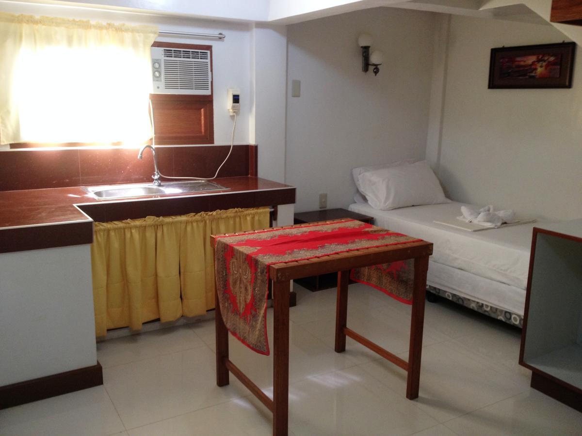 Peria Seafront Pensione Roxas  Экстерьер фото